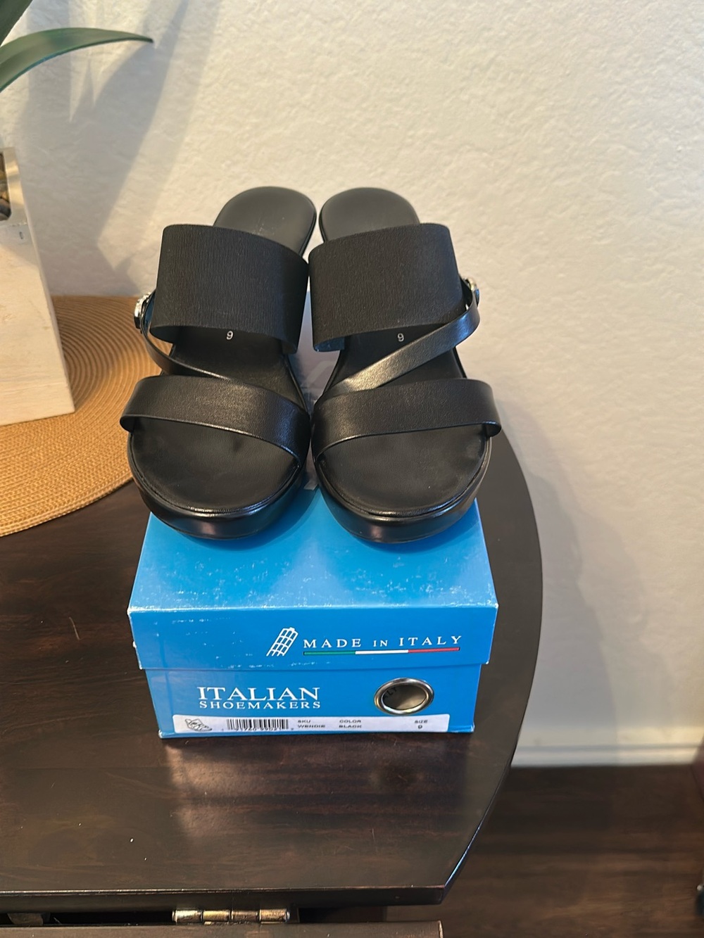 Italian Shoemakers Black Leather Slide Sandals with Wide Straps